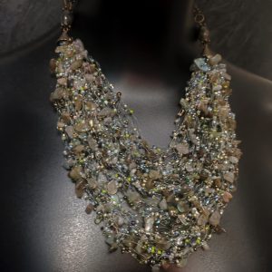 воздушноне колье с лабрадором от семелена4